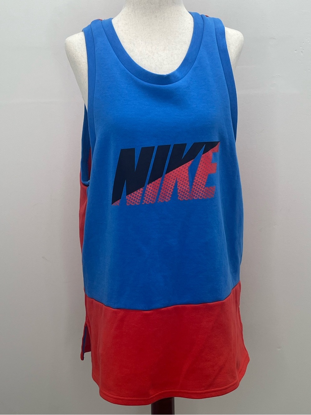 Nike Womens Blue Red Colorblock Graphic Sleeveless Athletic Tank Top Shirt Large